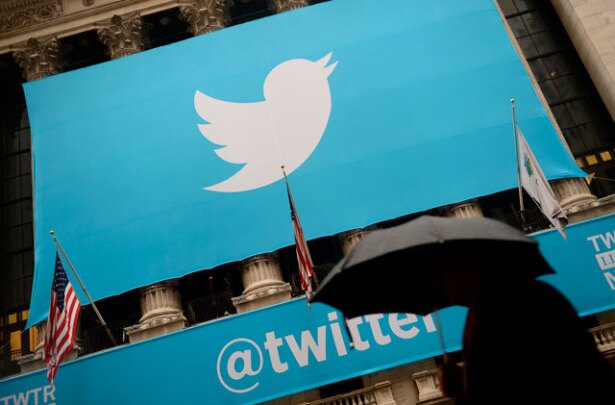 131015twitter_afp.jpg