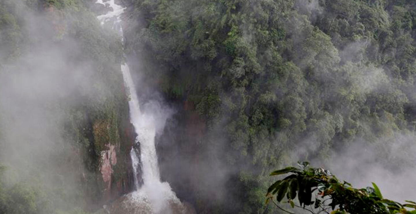 345498_Imagen parcial de la Cascada Haew Narok, que pertenece al Parque Nacional de Khao Yai en Tailandia - EFE