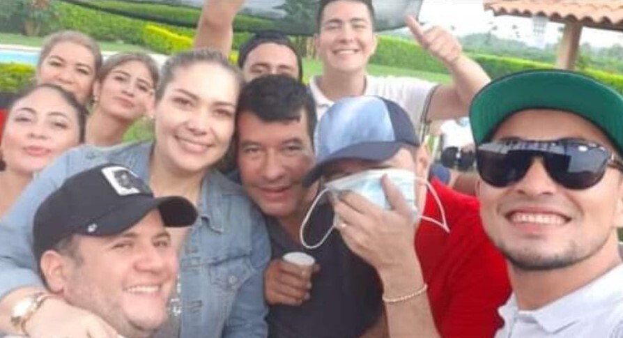 Alcalde de Ibagué con familiares en celebraciones de fin de año
