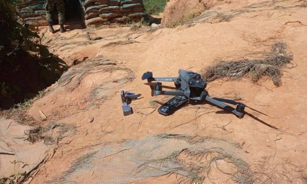 Ataque con drones en base militar en Ataco, Tolima, deja un soldado herido.jpg Ataque con drones en base militar en Ataco, Tolima, deja un soldado herido.jpg