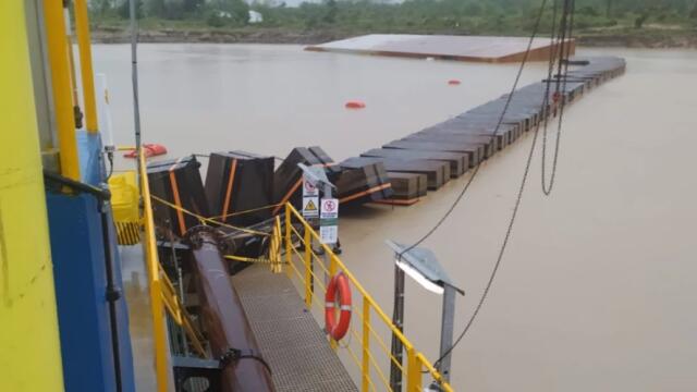 Emergencia en El Bagre, Antioquia: varios trabajadores desaparecieron tras volcamiento de una draga Emergencia en El Bagre, Antioquia: varios trabajadores desaparecieron tras volcamiento de una draga