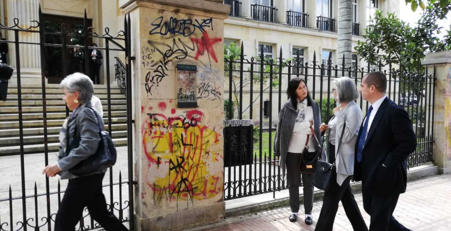 321808_BLU Radio, Academia Colombiana de la Lengua - Velación Belisario Betancur / Fotos: BLU Radio