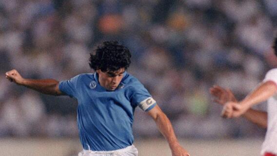 Diego Maradona en el Napoli : AFP.jpeg Diego Maradona en el Napoli : AFP.jpeg