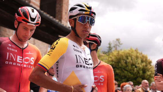 Egan Bernal (INEOS Grenadiers), uno de los ciclistas colombianos en el Giro de Italia 2025