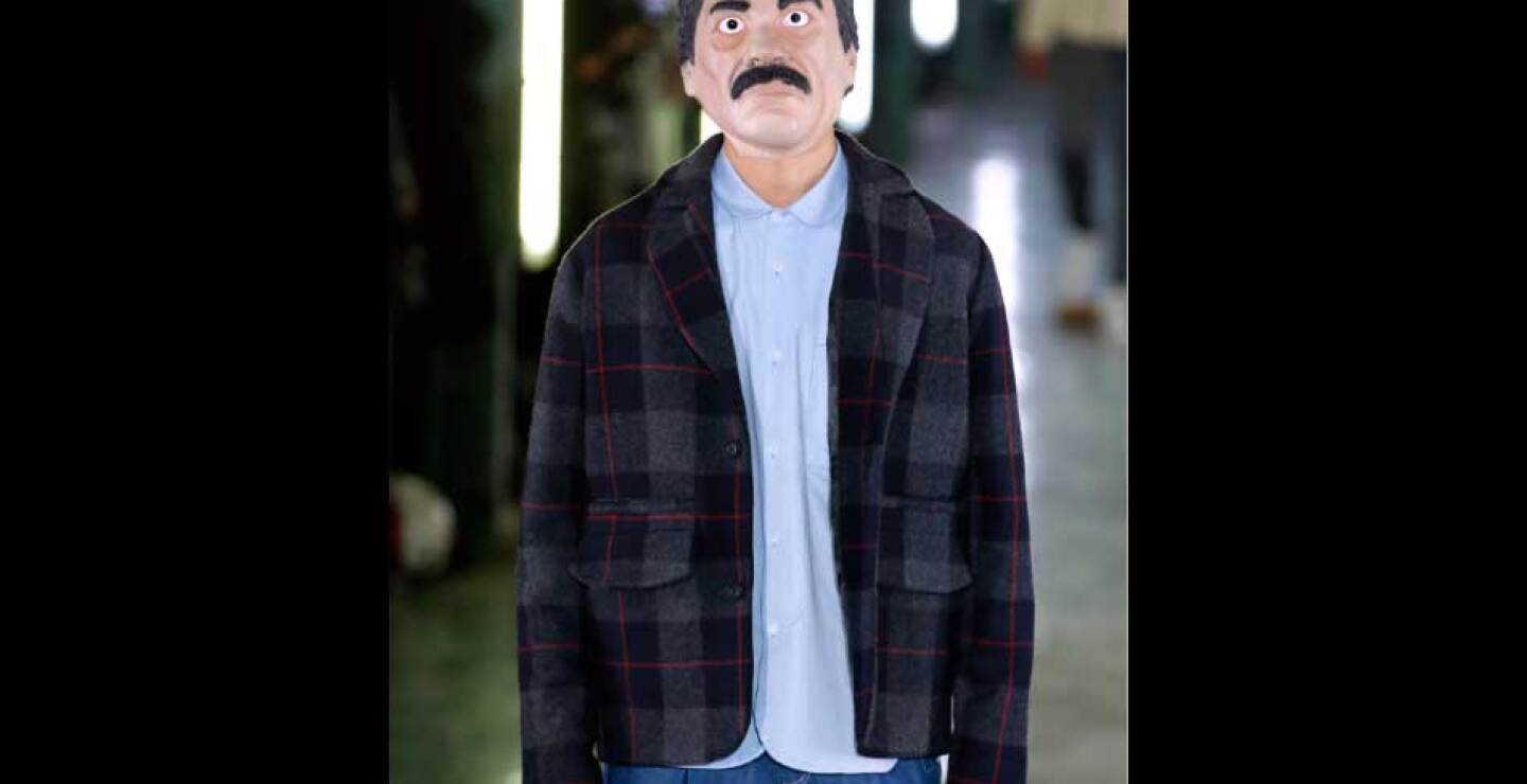 A partir del domingo, el desfile Versace inaugurará la alta costura, una especificidad parisina, desplegada en cuatro días de desfile primavera-verano 2016. El mexicano Antonio Ortega figura en el programa "off", con un desfile previsto el lu