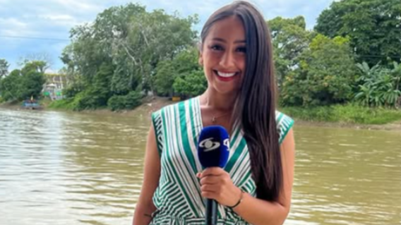 Periodista de Noticias Caracol tuvo un gracioso lapsus en plena emisión en vivo. Periodista de Noticias Caracol tuvo un gracioso lapsus en plena emisión en vivo.