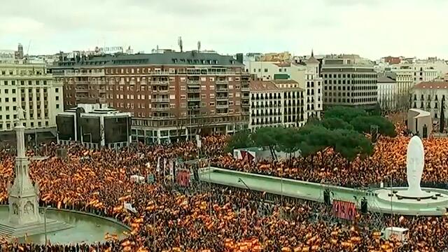 Presidente de España estudia adelantar las elecciones legislativas ante protestas en Madrid Presidente de España estudia adelantar las elecciones legislativas ante protestas en Madrid