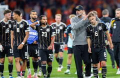 Jürgen Klopp se estrenó en el banco de la Selección de Alemania con un empate frente a Países Bajos por la Liga de Naciones. 