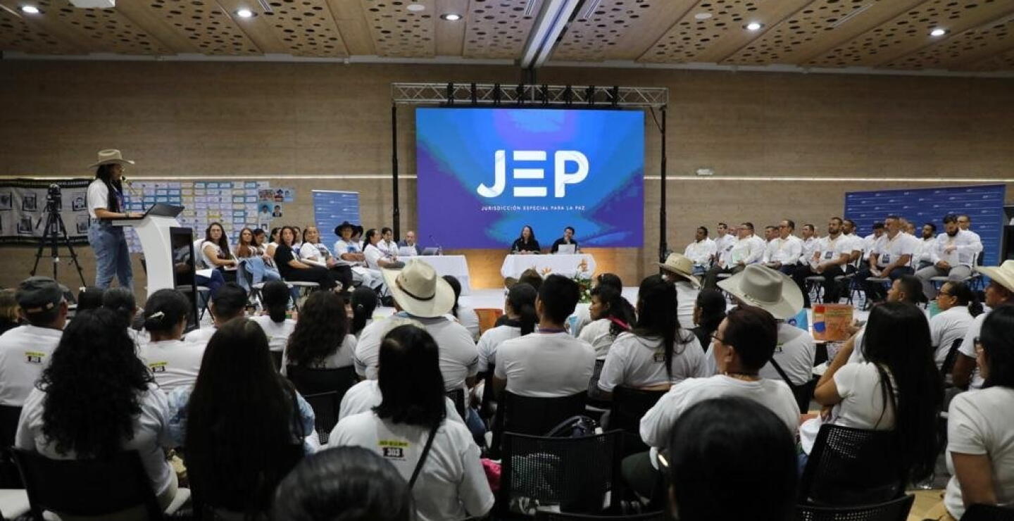 Militar (r) implicado en falsos positivos devolvió medalla recibida como “premio a sus mentiras”