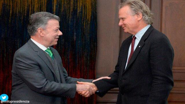 Presidente Santos concede ciudadanía colombiana al antropólogo canadiense Wade Davis
