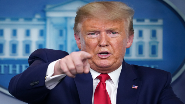 EE. UU. arrecia medidas para evitar millones de muertes por coronavirus