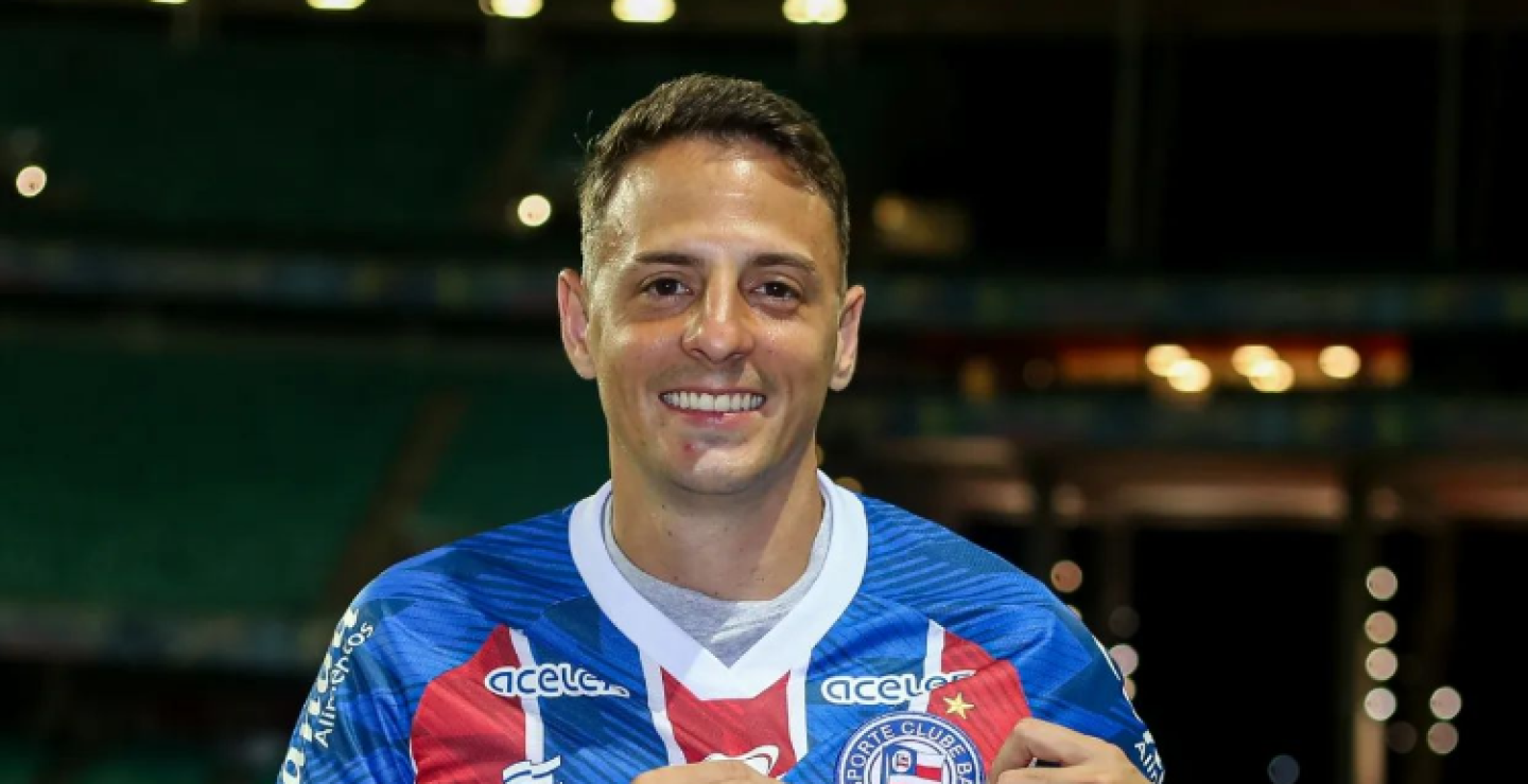 Santiago Arias, jugador colombiano que milita en el Bahía de Brasil.