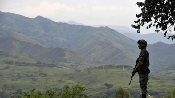 combates_ejercito_fuerza_publica_ataque_fuerzas_militares_foto_afp_3_0.jpg combates_ejercito_fuerza_publica_ataque_fuerzas_militares_foto_afp_3_0.jpg
