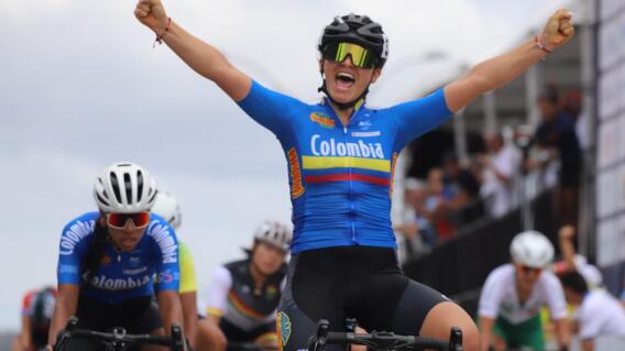 Angie Mariana Londoño, campeona panamericana de ruta júnior 2023, en Panamá Angie Mariana Londoño, campeona panamericana de ruta júnior 2023, en Panamá