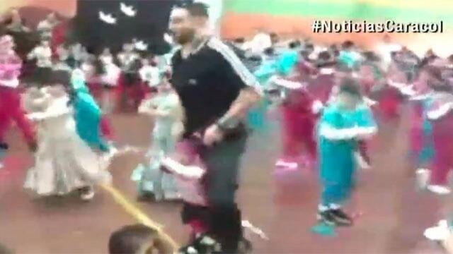Ingenio de profesor argentino logró que su alumna con discapacidad cumpliera el sueño de bailar