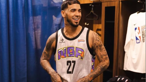 Anuel.PNG