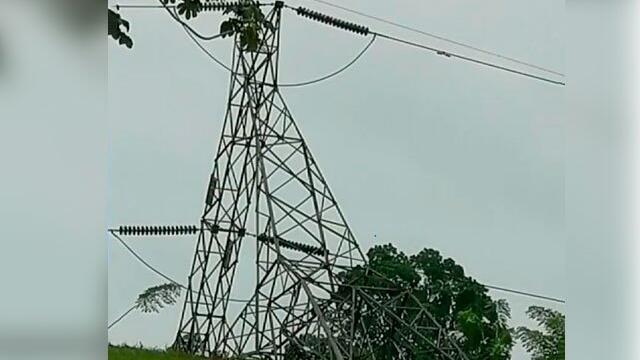 ¿Qué más debe pagar Tumaco?: atentado tiene a 200 mil personas sin luz