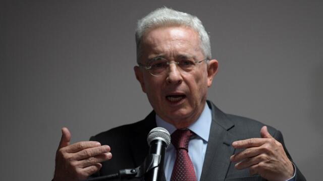 Rifirrafe entre Álvaro Uribe y juez que define si precluye su proceso o no Rifirrafe entre Álvaro Uribe y juez que define si precluye su proceso o no