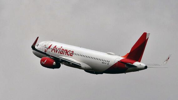 Avión perteneciente a la aerolínea Avianca Avión perteneciente a la aerolínea Avianca