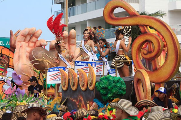 desfile-cartagena.jpg
