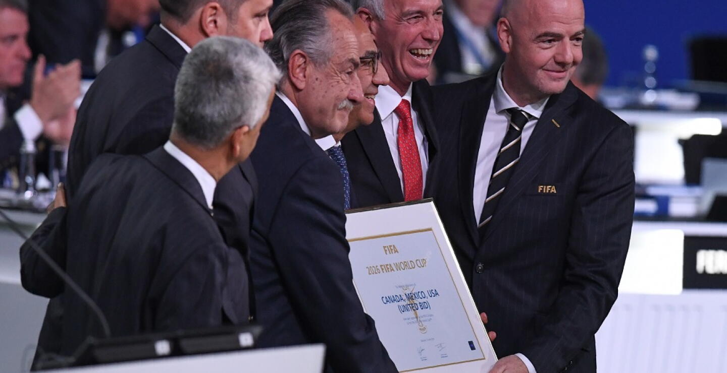 308685_Foto: FIFA con la candidatura del United 2026