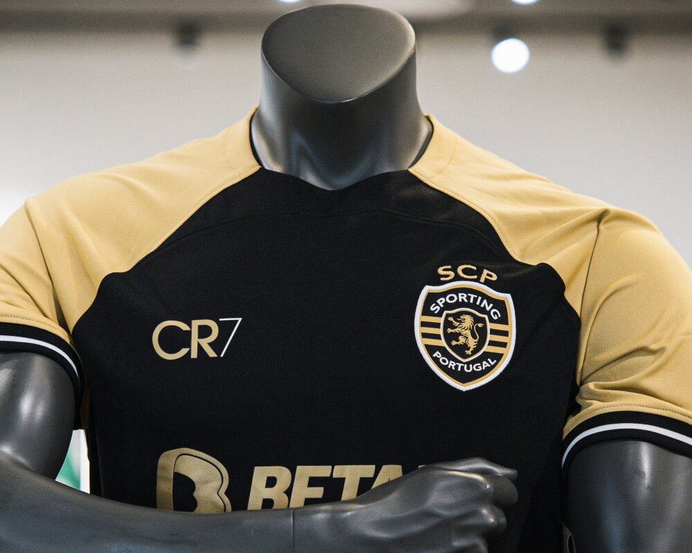 Camiseta del Sporting Lisboa en honor a Cristiano Ronaldo.