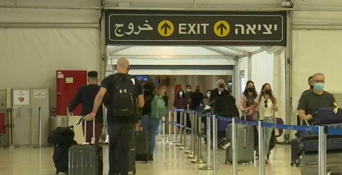 Israel, con el 85% de habitantes vacunado, pospone entrada de turistas por variante delta
