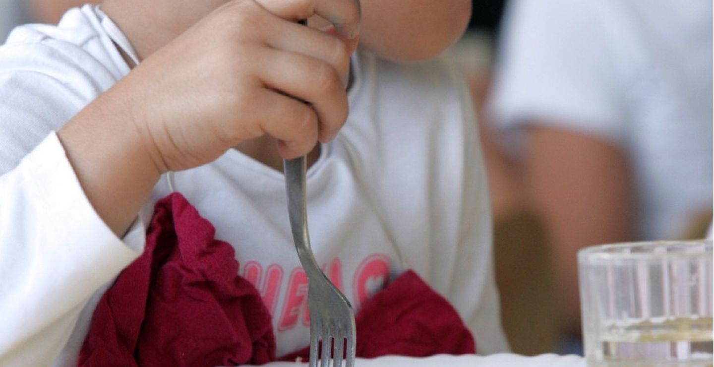 316010_BLU Radio. Niños alimentandose /Foto: AFP