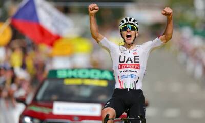 El ciclista esloveno Tadej Pogacar del equipo UAE Team Emirates cruza la línea de meta para ganar la cuarta etapa de la 111ª edición de la carrera ciclista Tour de Francia. La etapa de 140 km se disputó entre Pinerolo en Italia y Valloire en Francia, el 2 de julio de 2024. El ciclista esloveno Tadej Pogacar del equipo UAE Team Emirates cruza la línea de meta para ganar la cuarta etapa de la 111ª edición de la carrera ciclista Tour de Francia. La etapa de 140 km se disputó entre Pinerolo en Italia y Valloire en Francia, el 2 de julio de 2024.