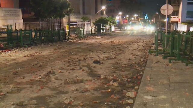 Como un campo de guerra quedó el centro de Bogotá por culpa de vándalos 