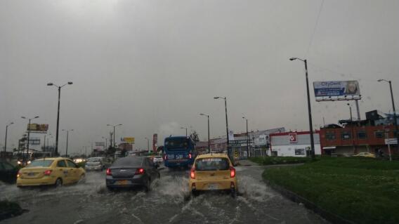 298930_BLU Radio. Lluvias en Bogotá // Foto: BLU Radio