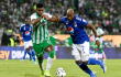 Juan David Cabal (izq.), central de Atlético Nacional.