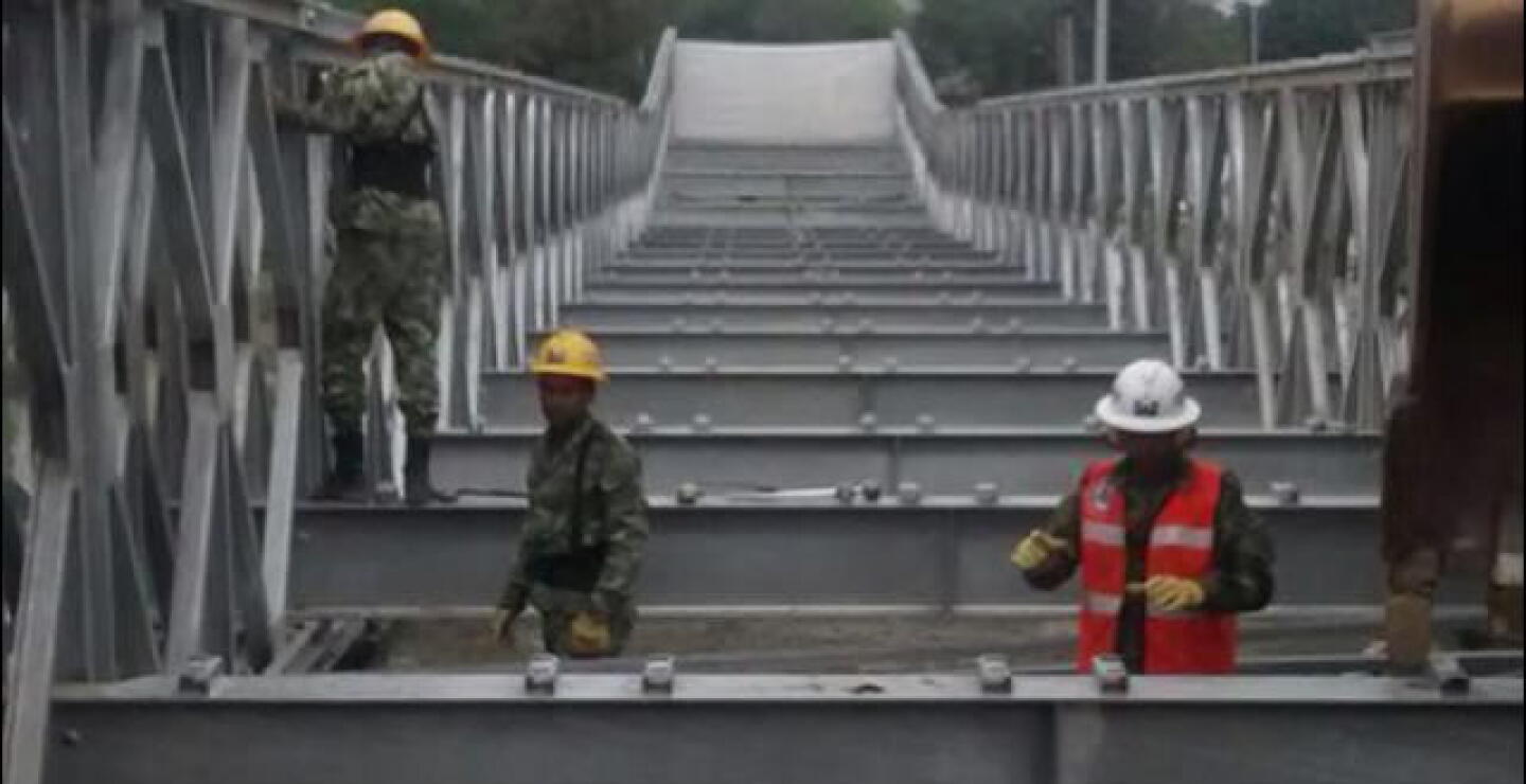110415_puente_militar.jpg