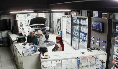 Ladrón se hizo pasar por cliente y robó a víctima en comercio del barrio Santa Isabel