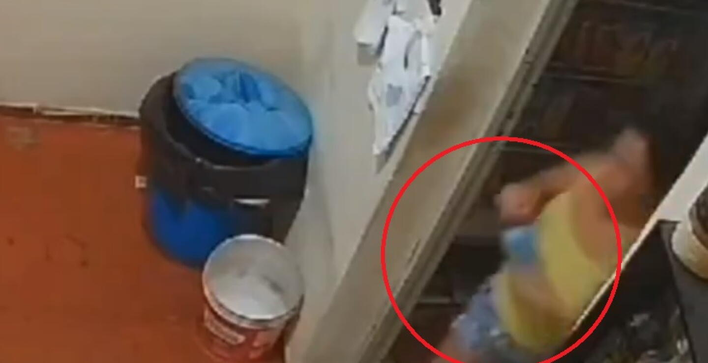 En Brasil, una mujer le prendió fuego a su marido luego de una discusión: Impresionante video 