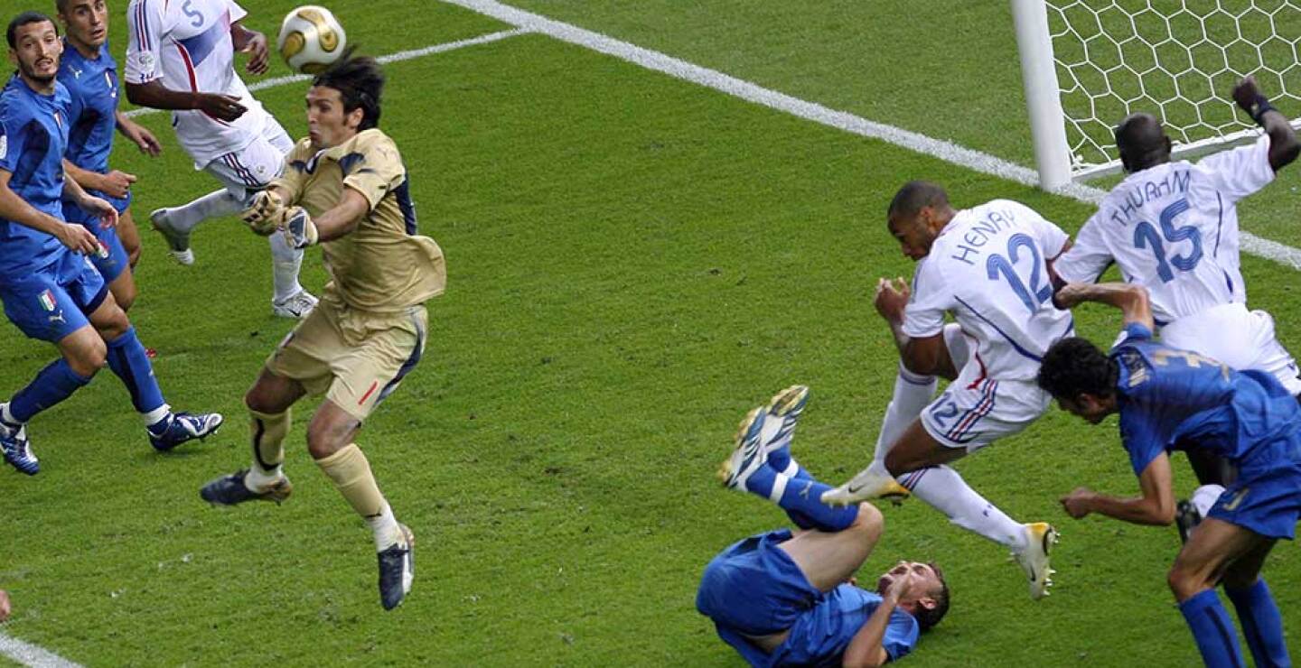 307507_Italia 2006: los locales le ganaron 5-3 a Francia en definición por penales (1-1 en 120 minutos)