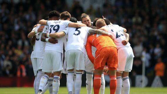 Leeds empató 2-2 con Newcastle, resultado que, por el momento lo deja en puestos de descenso Leeds empató 2-2 con Newcastle, resultado que, por el momento lo deja en puestos de descenso