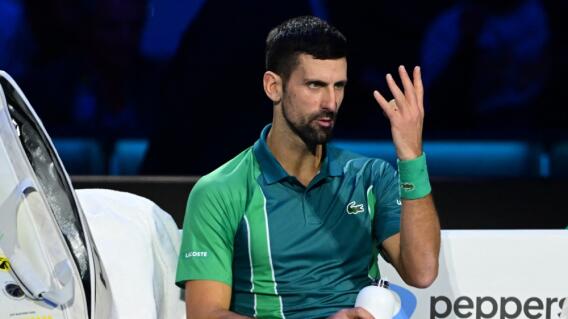 Novak Djokovic, tenista serbio, en medio de un partido de las ATP Finals 2023 Novak Djokovic, tenista serbio, en medio de un partido de las ATP Finals 2023