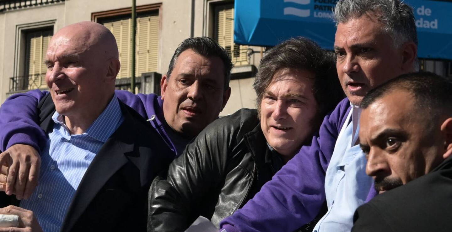 Javier Milei durante acto de campaña en Argentina.