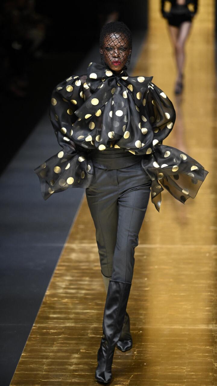 Dolce & Gabbana ofrecieron su versión del esmoquin