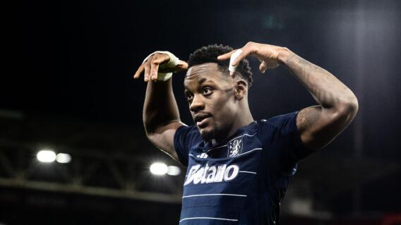 Jhon Jáder Durán celebrando su gol contra Nottingham Forest. Jhon Jáder Durán celebrando su gol contra Nottingham Forest.