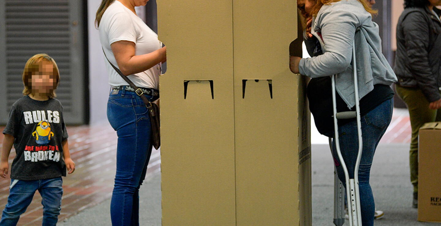 346987_BLU Radio. Encuestas votaciones. Foto: AFP
