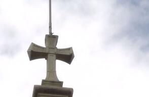 ¿Qué ha hecho la Iglesia católica con los sacerdotes señalados en casos de pederastia en Medellín?