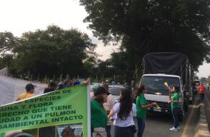 292420_Blu Radio / Inconformidad de habitantes de Valle del Lili generó bloqueos en el sur de Cali / Foto: Cortesía