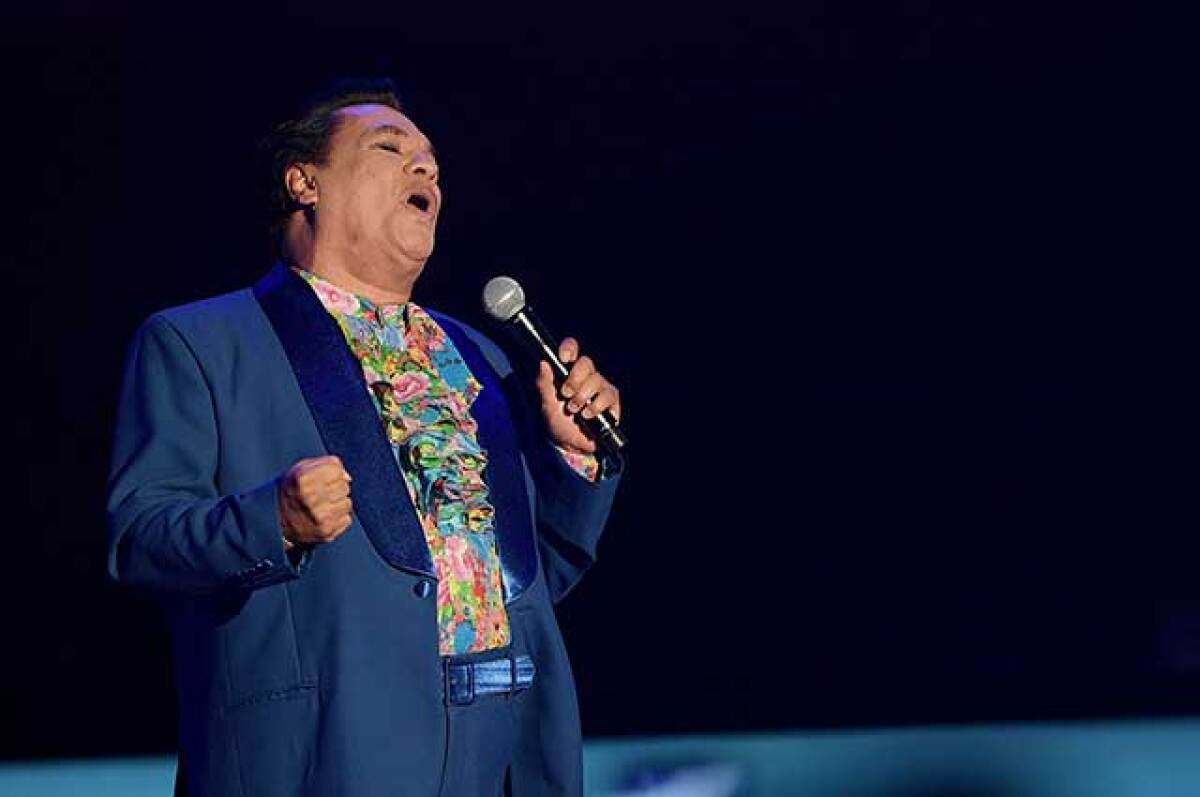 juan-gabriel-2_0.jpg