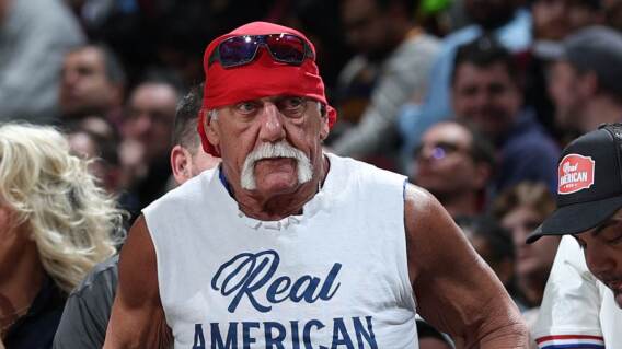 Hulk Hogan. Hulk Hogan.