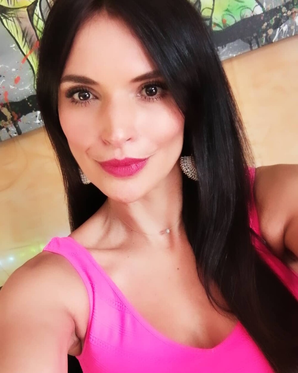 "Mujer maravilla" le dicen a Margarita Reyes por video en lencería