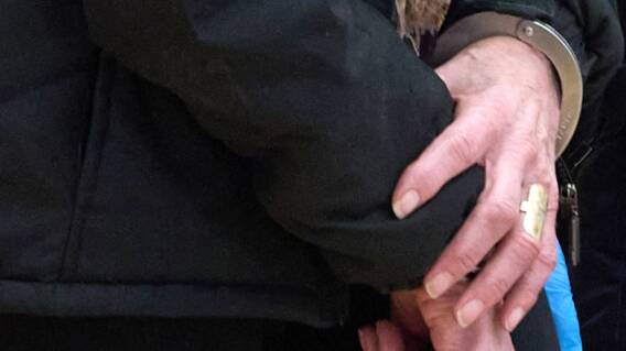 En Rusia, condenan a supuesta vidente por estafar a esposa de soldado desaparecido En Rusia, condenan a supuesta vidente por estafar a esposa de soldado desaparecido