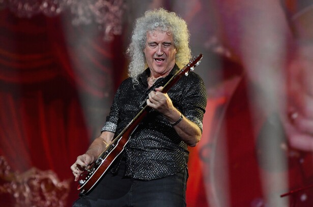 brian-may-da-clases-en-cuarentena.jpg