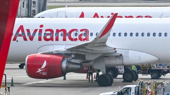 avión de Avianca en el aeropuerto internacional de Bogotá el 26 de agosto de 2024. avión de Avianca en el aeropuerto internacional de Bogotá el 26 de agosto de 2024.